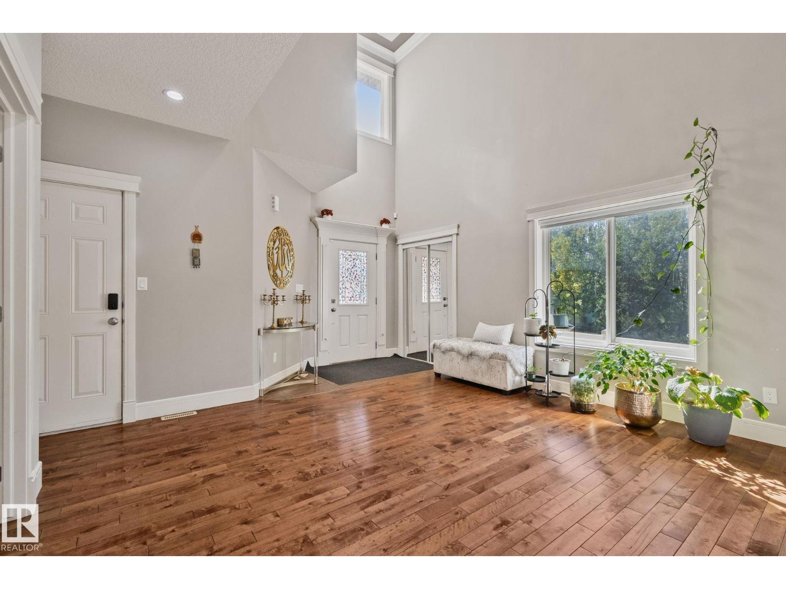 13836 163 AV NW NW