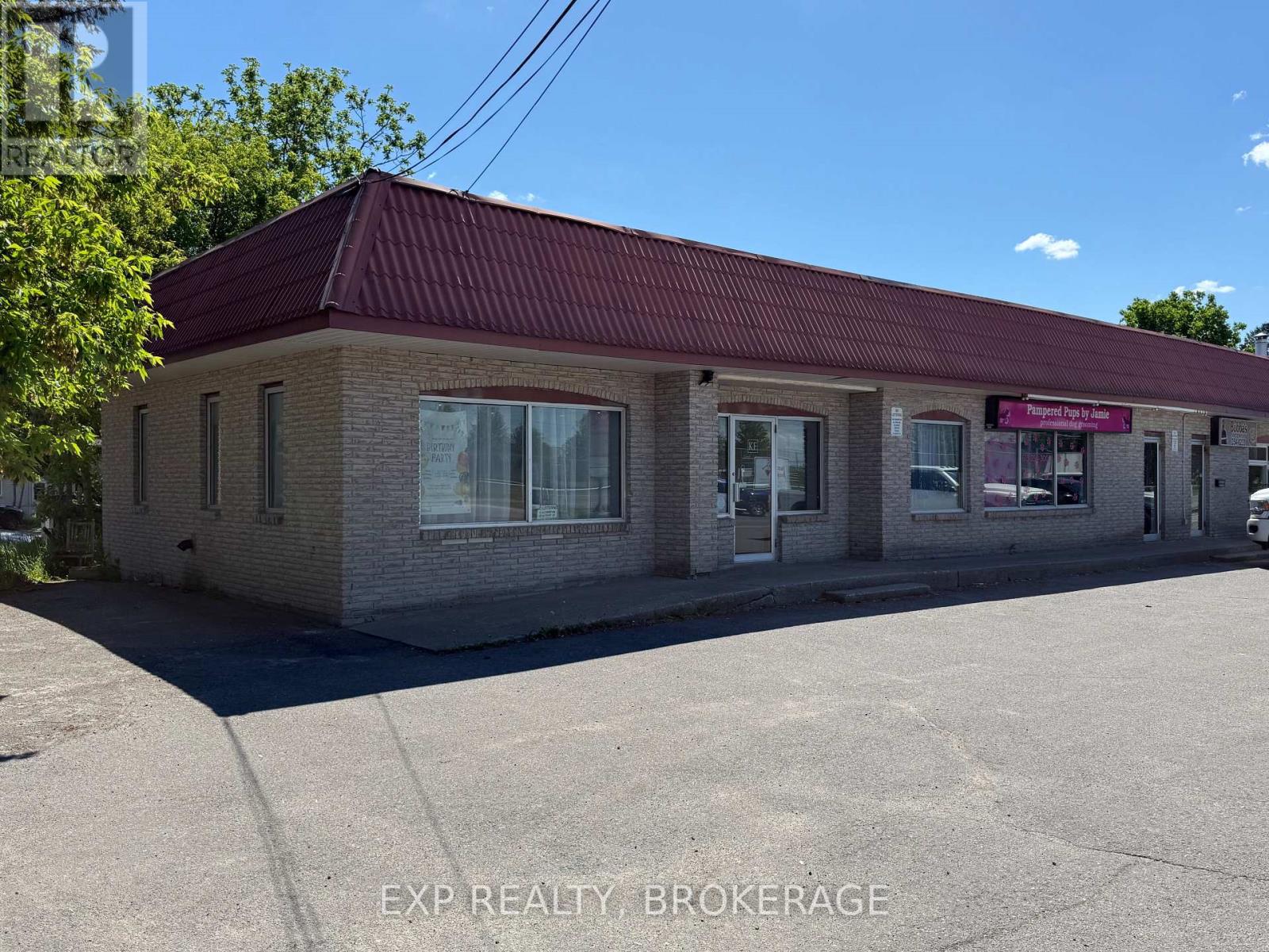 3 - 272 BELLEVILLE ROAD