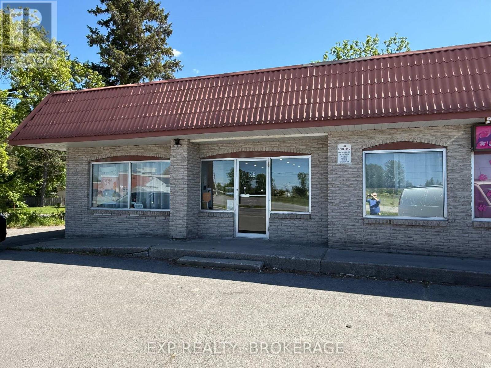 3 - 272 BELLEVILLE ROAD