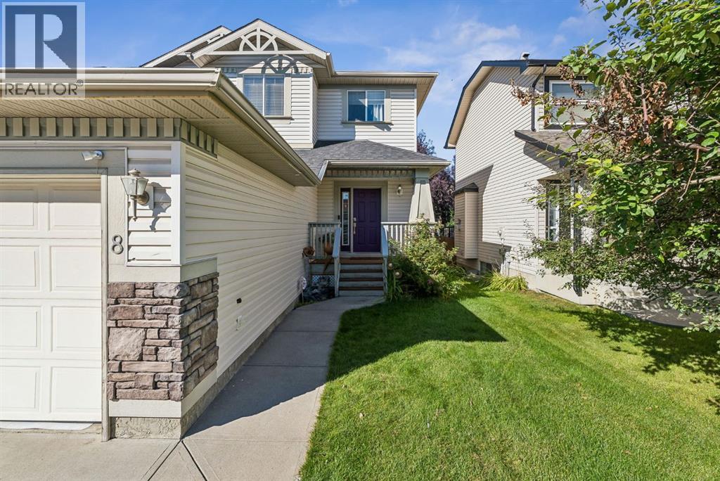 8 Fairways Place NW