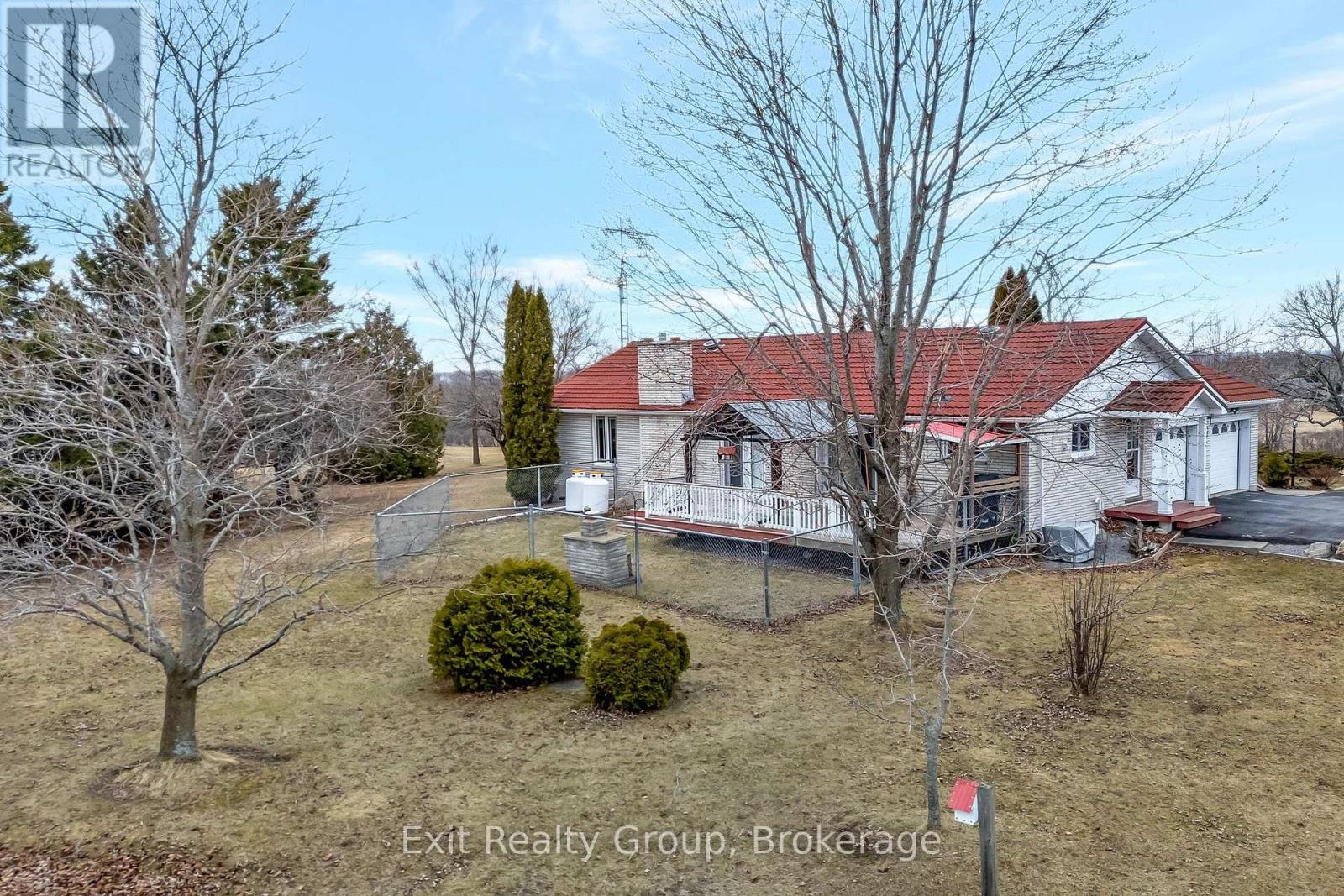 95 BOUNDARY ROAD - Photo 2