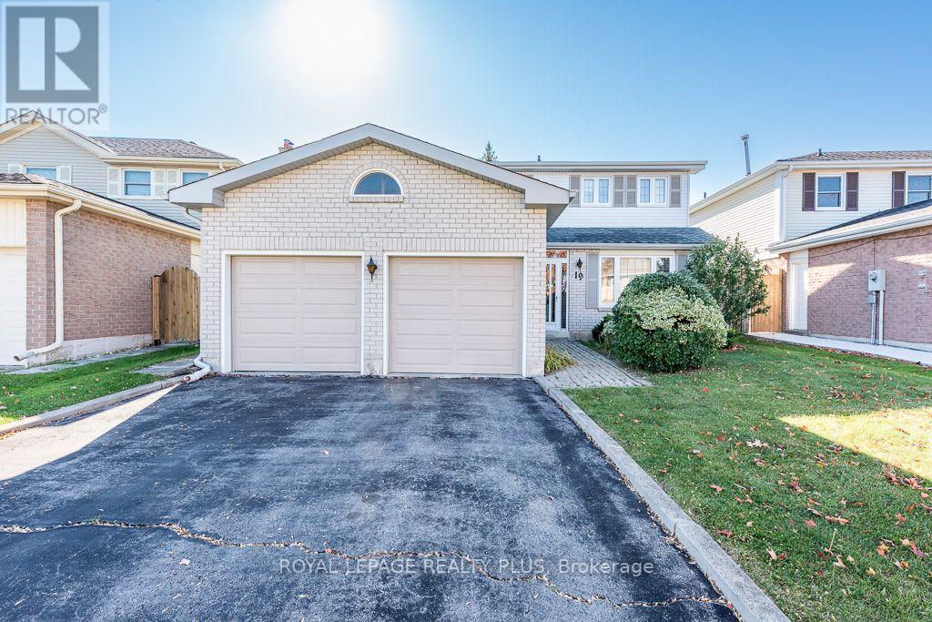 19 MACDOUGALL DRIVE
