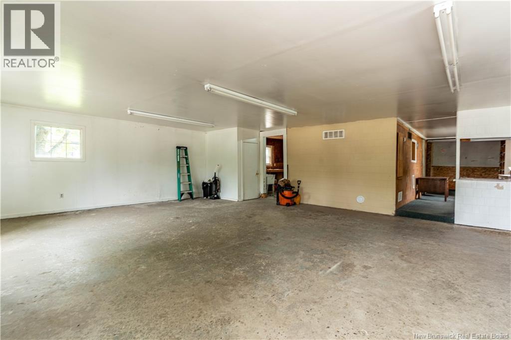 563 Old King George Hwy - Photo 4
