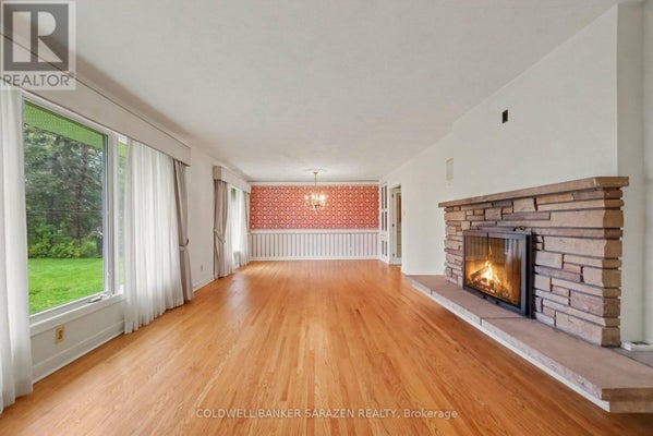 23 Elma St, Ottawa, ON 3