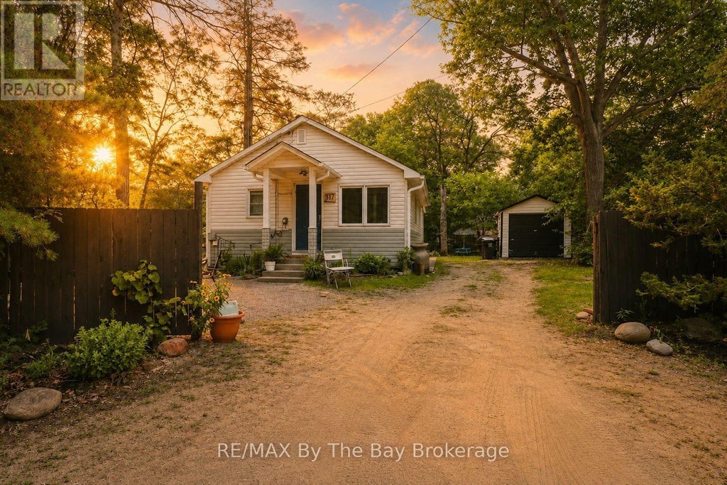 217 DUNKERRON AVENUE, WASAGA BEACH, ON L9Z 2G7 - Image 801098578.jpeg?d=l