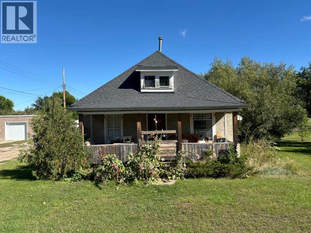 101 3 STREET, WARNER, AB T0K 2L0 - Image 3001935638.jpeg?d=l