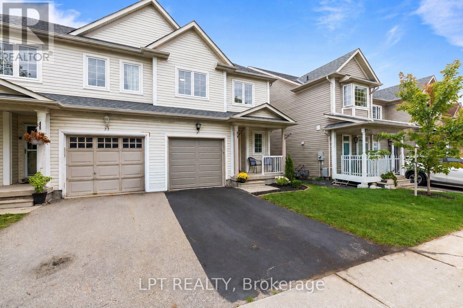 31 LAURENDALE AVENUE