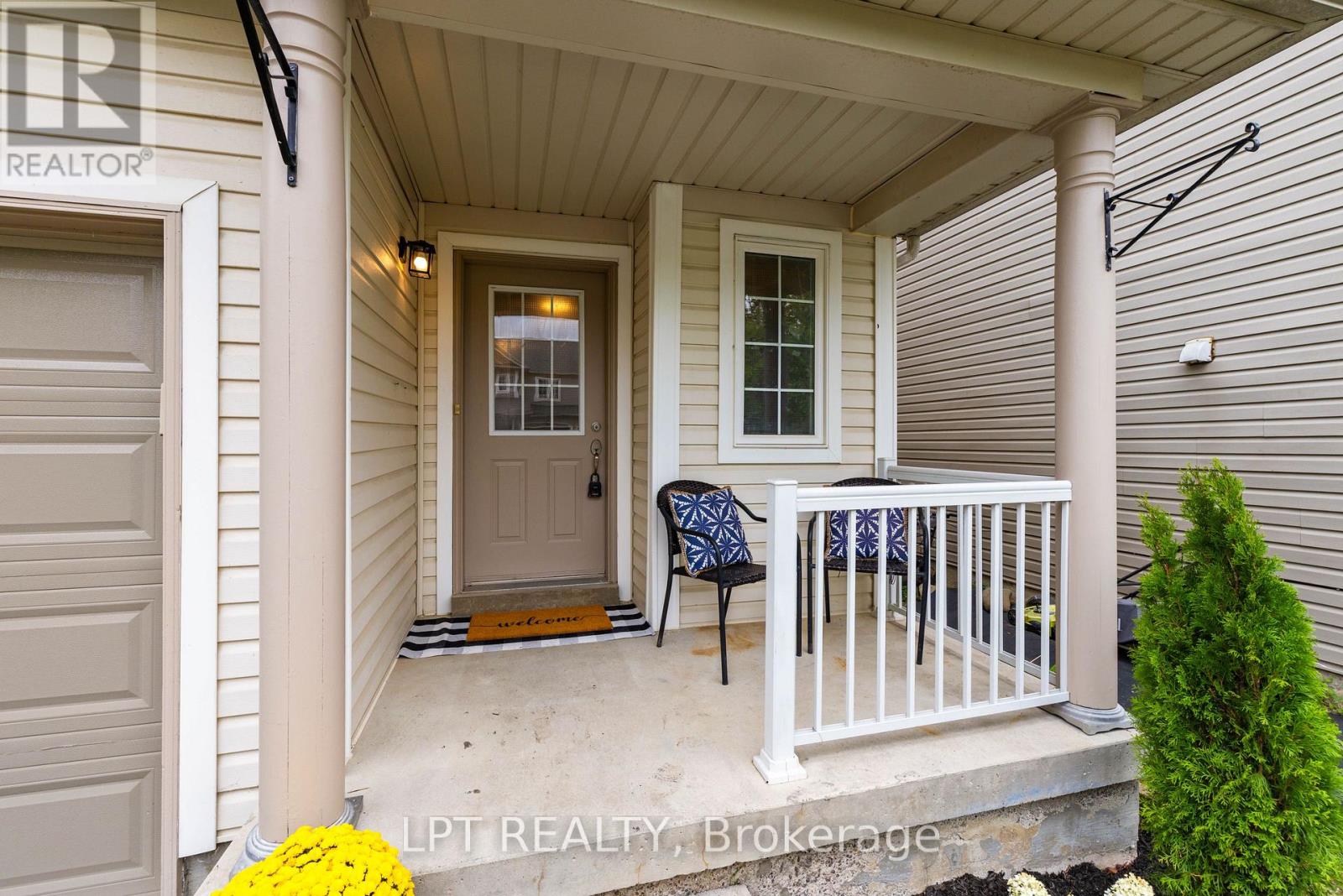 31 LAURENDALE AVENUE