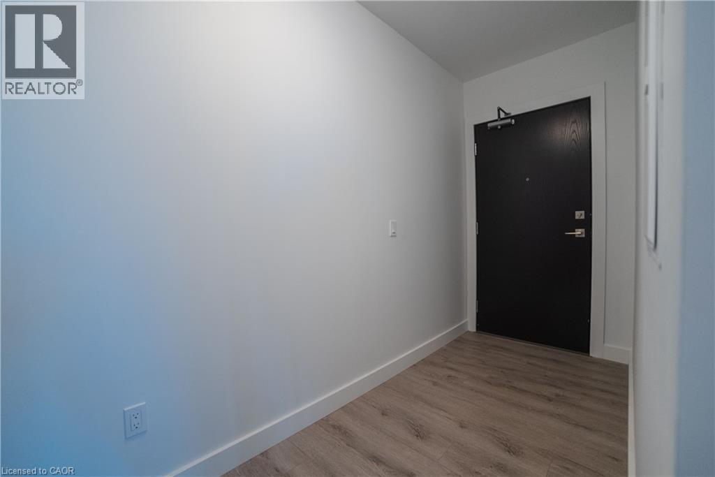 15 GLEBE Street Unit# 1701