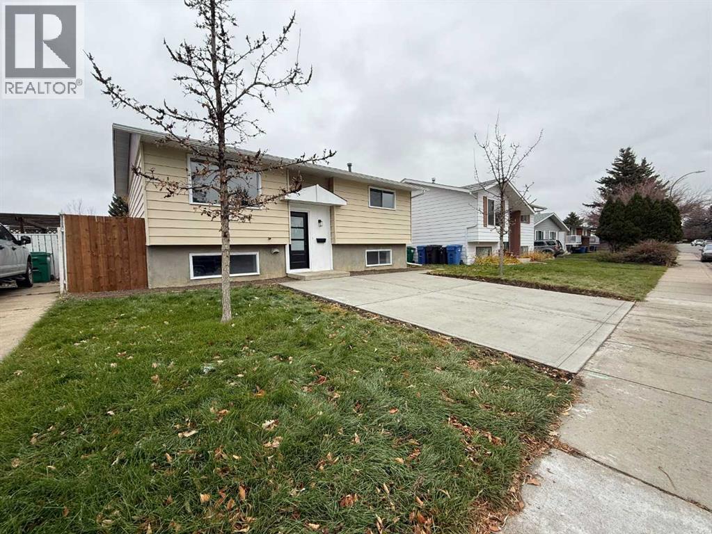 15 Laval Court W