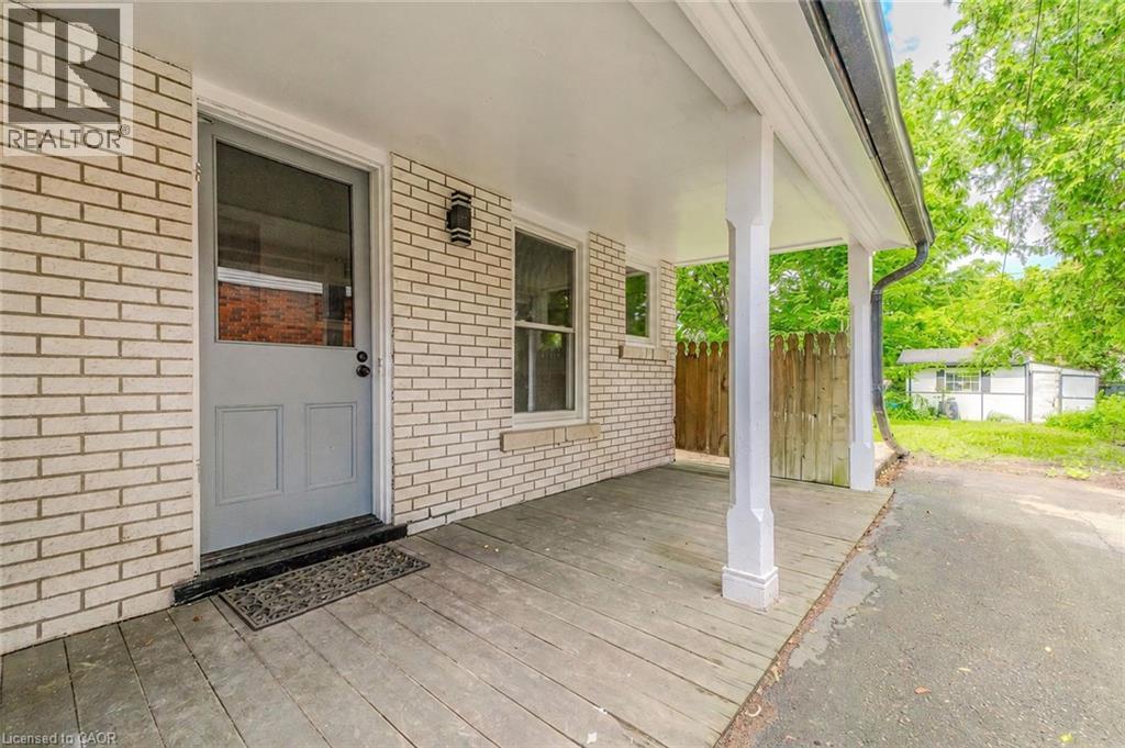 18 OAK Street Unit# 1/2