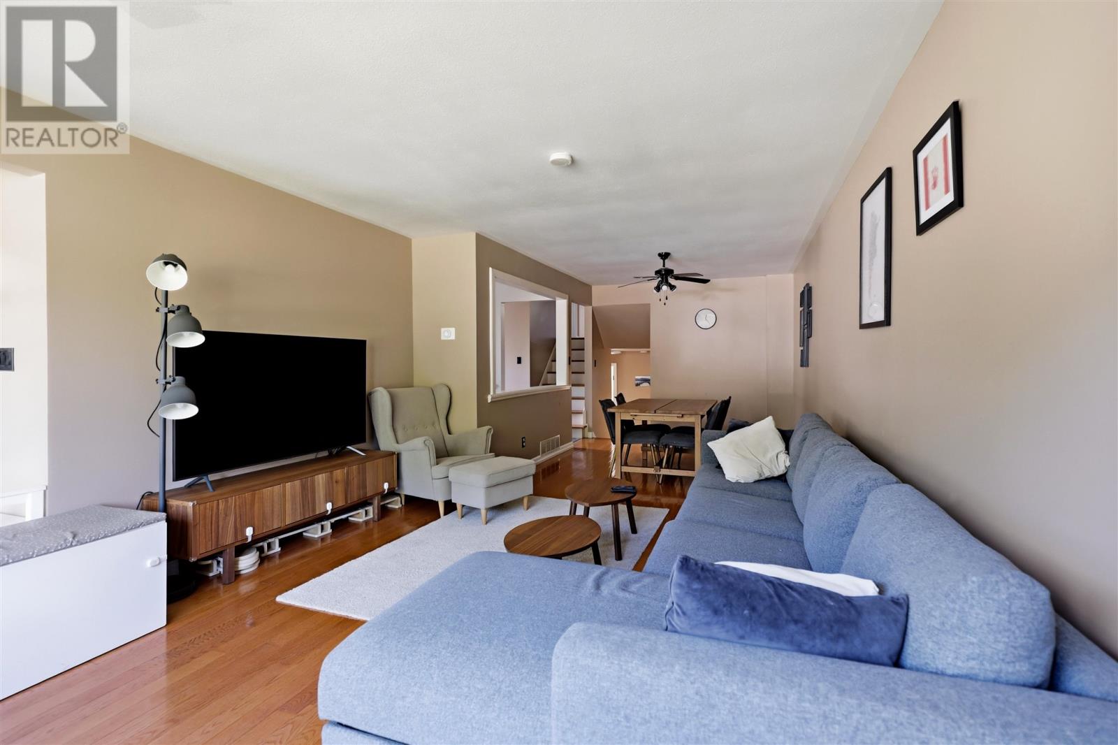 128 Princess CRES - Photo 4