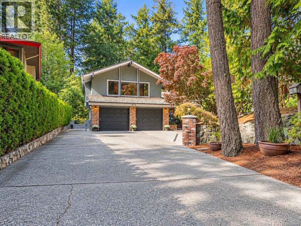 973 WAGONWOOD PL, SAANICH, BC V8X 4M1 - Image 1916373128.jpeg?d=l