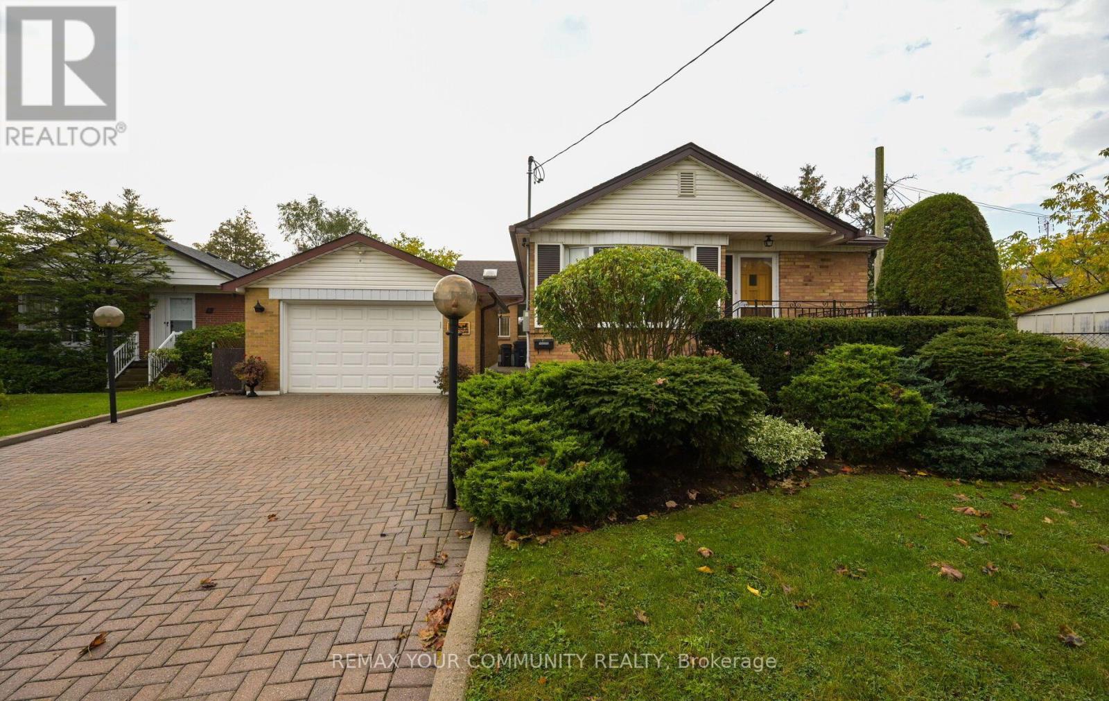 4 HUGHES PLACE