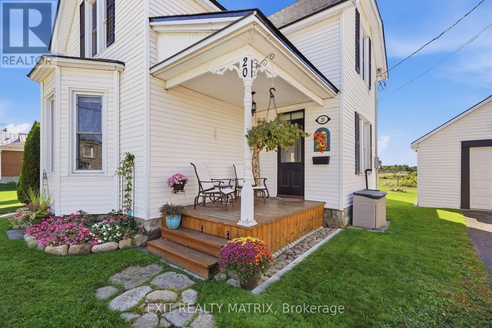 20 SPRING STREET - Photo 3