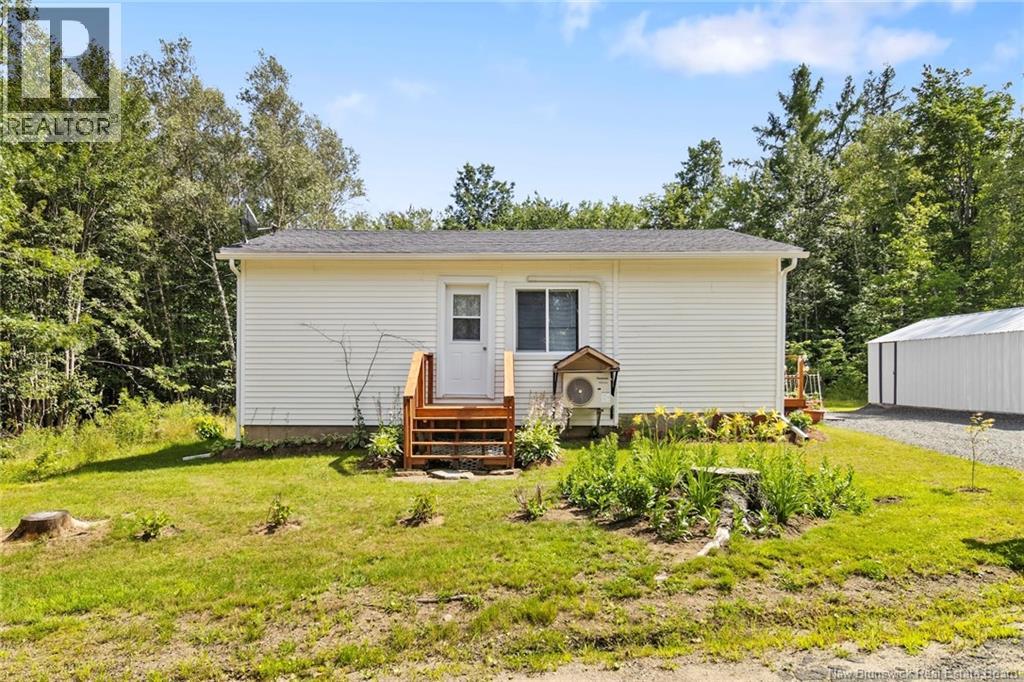 23 OAK STREET, MINTO, NB E4B 3C4 - Image 2552098349.jpeg?d=l