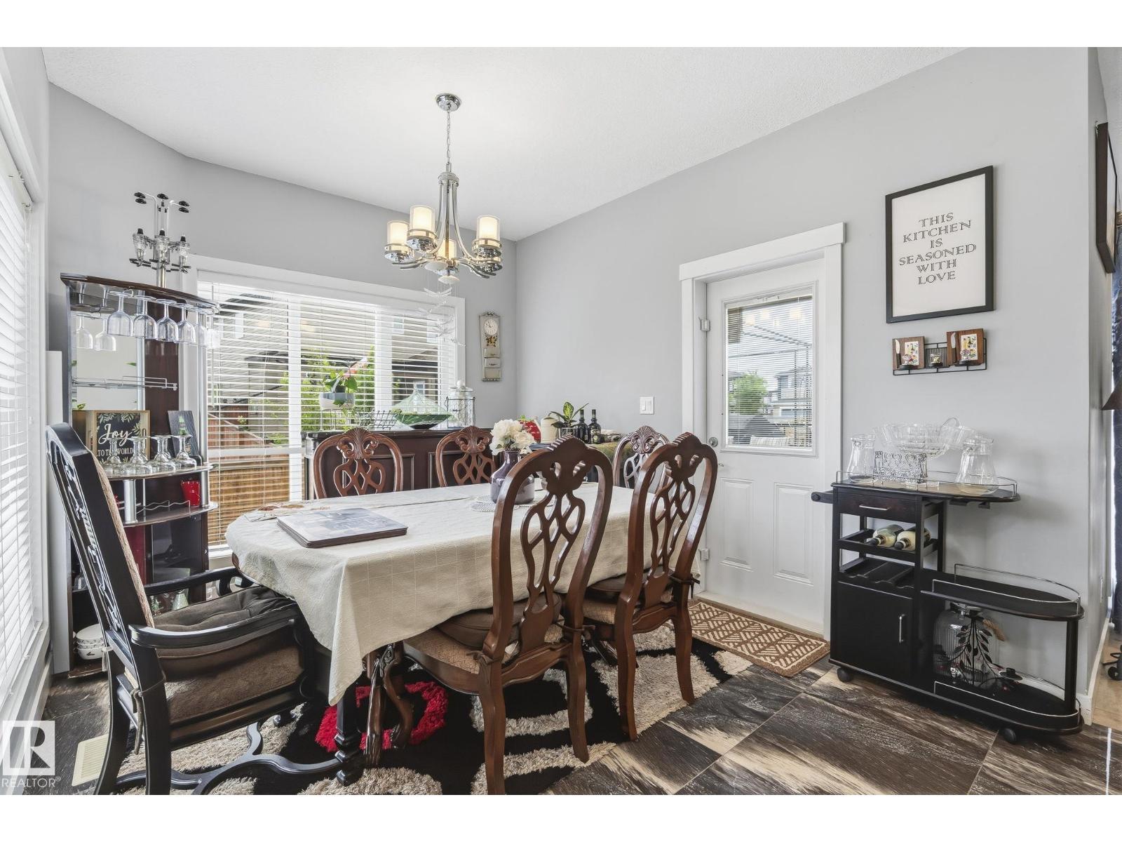 3808 TRIOMPHE BV