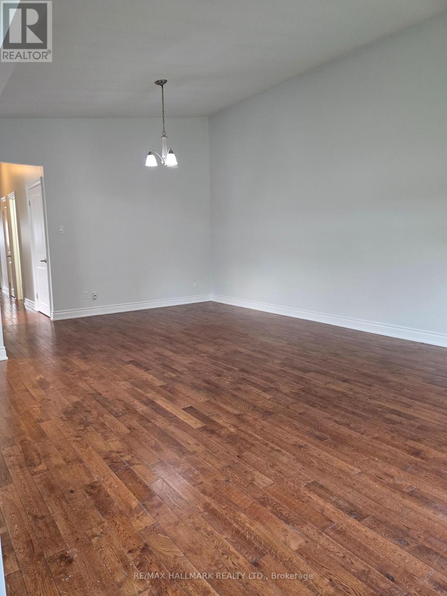 UPPER PORTION - 53 BILLINGTON CRESCENT