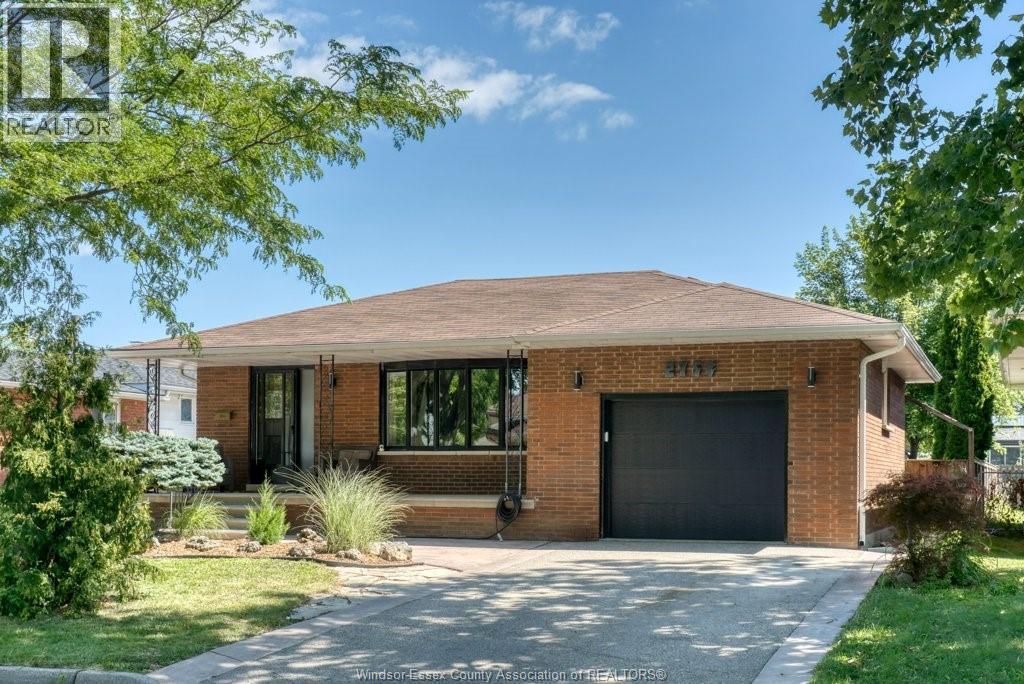 2954 RUSHTON DR, WINDSOR, ON N8R 1M4 - Image 3044455541.jpeg?d=l