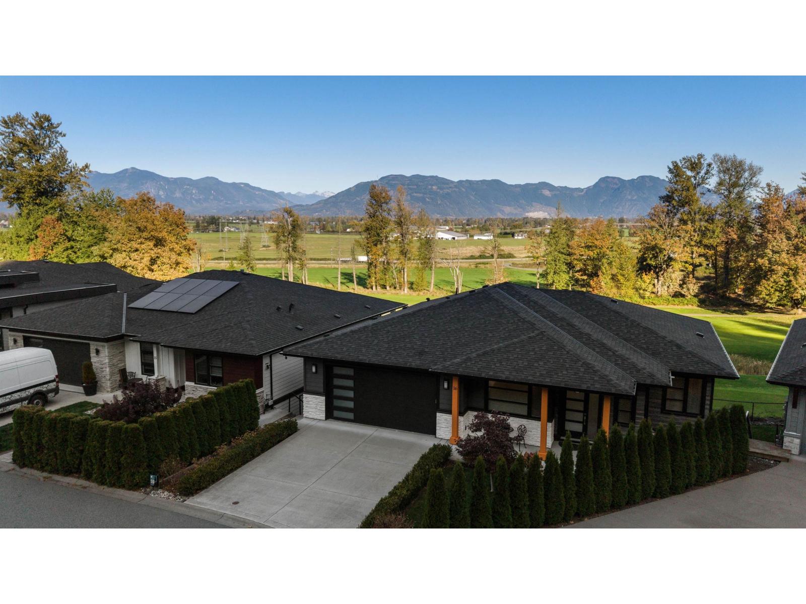 16 50778 LEDGESTONE PLACE, Eastern Hillsides
