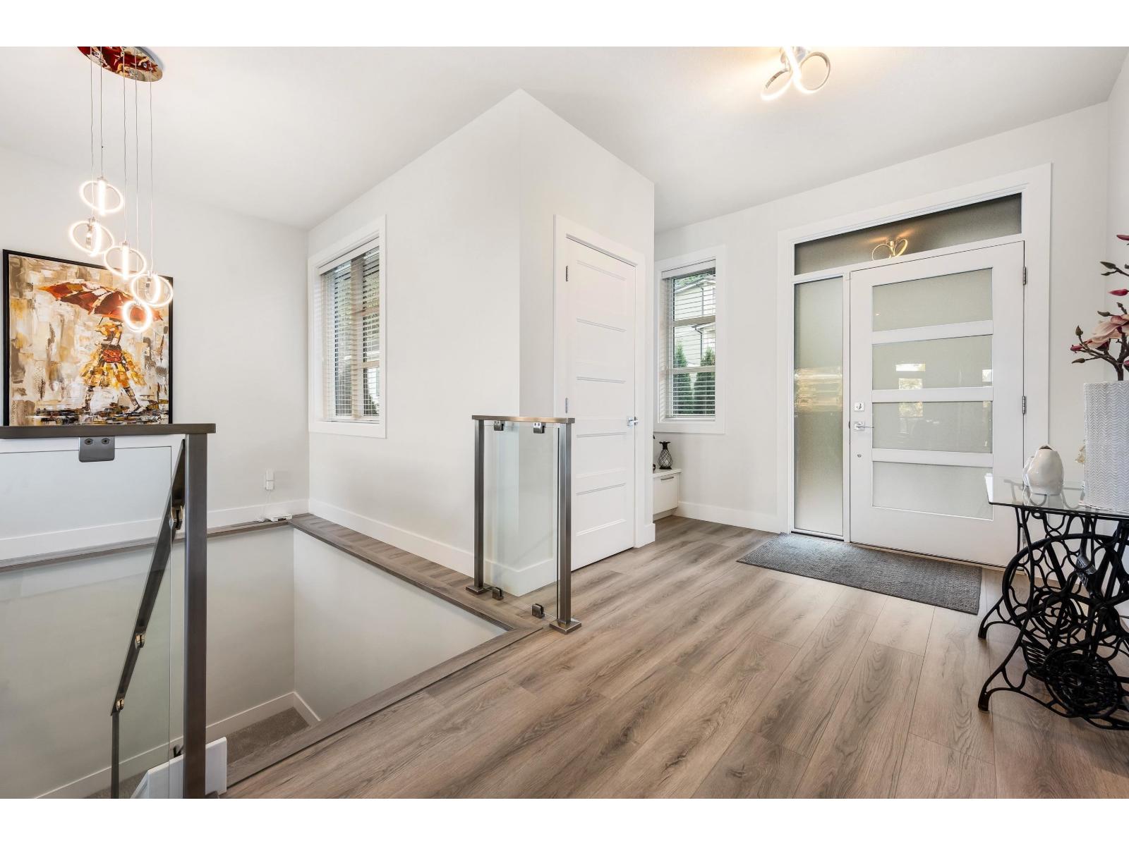 16 50778 LEDGESTONE PLACE, Eastern Hillsides