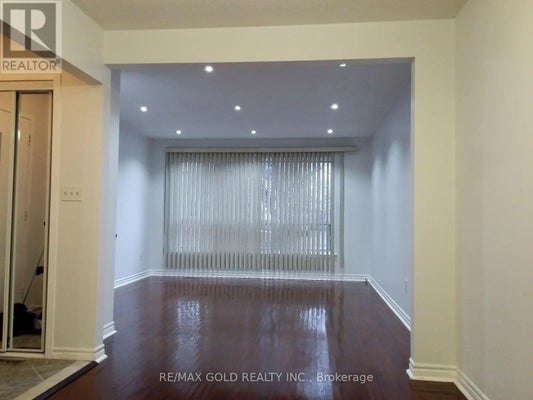 7 Forsythia Rd, Brampton (Southgate), ON 2