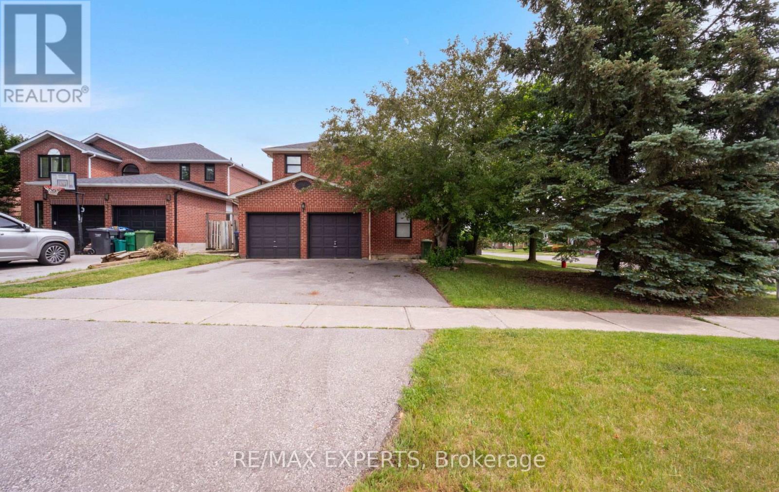 1 GOODFELLOW CRESCENT