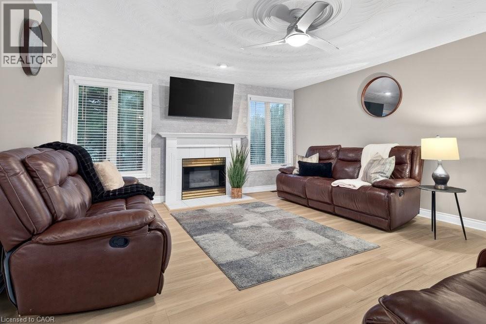 28 GLEN FOREST Drive