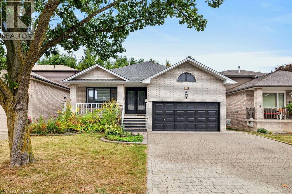 28 GLEN FOREST Drive