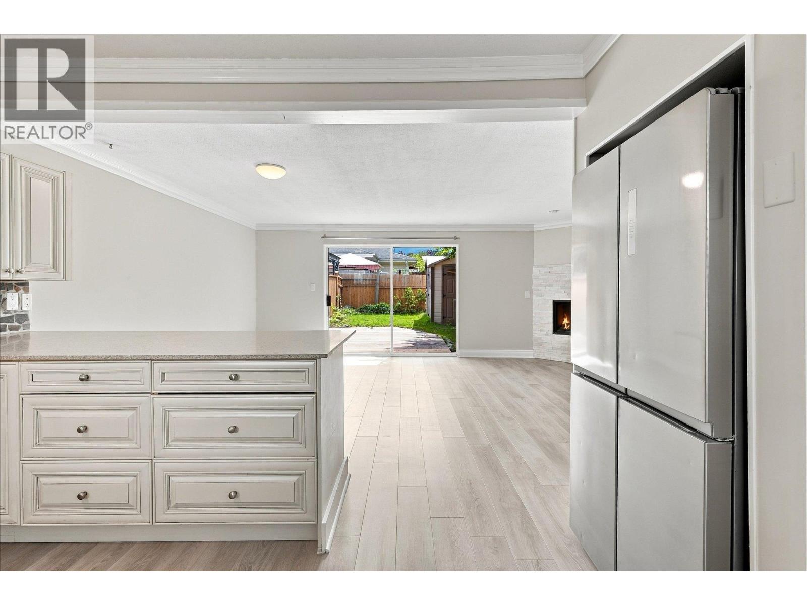 2 40327 DIAMOND HEAD ROAD