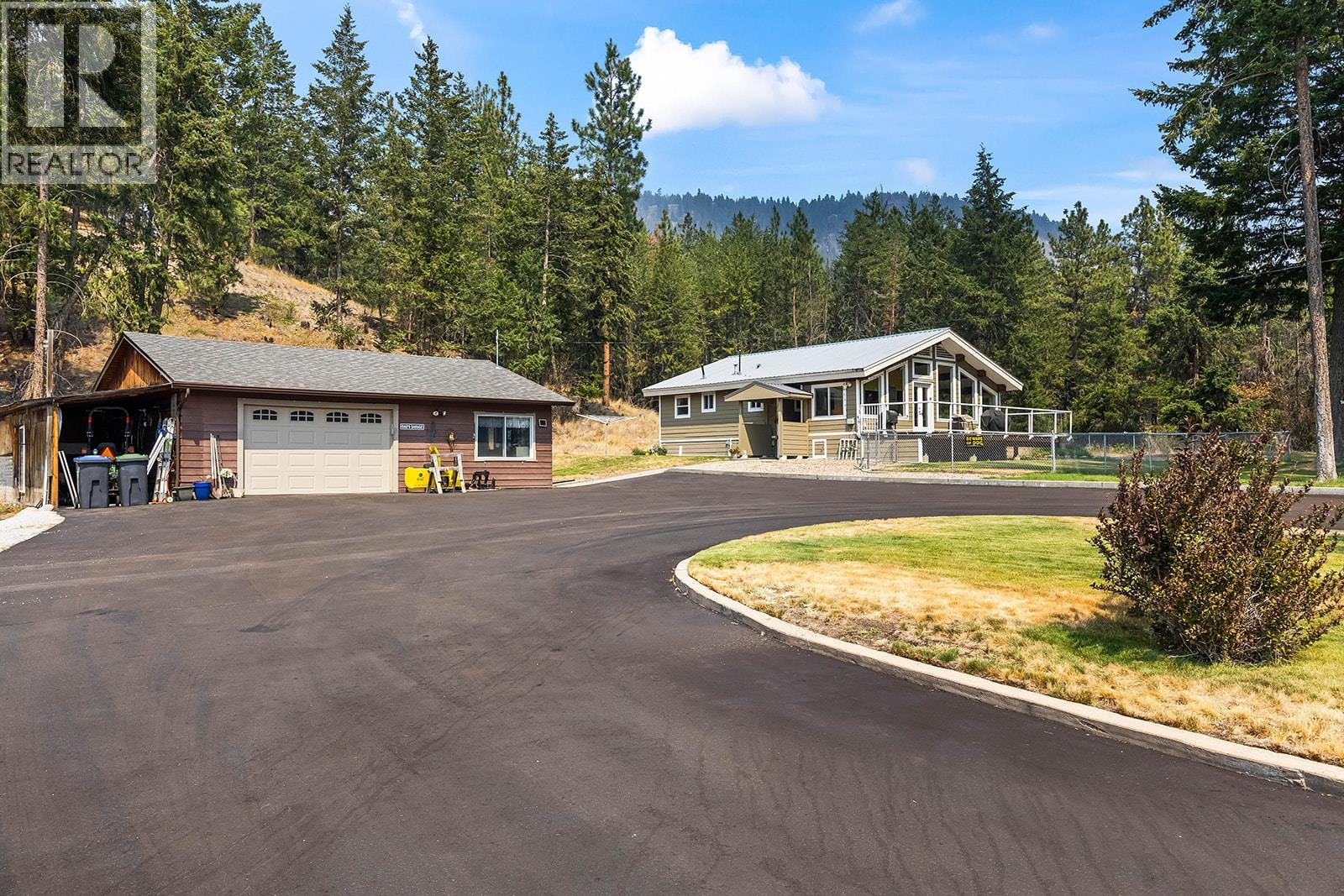 5090 MacKinnon Road