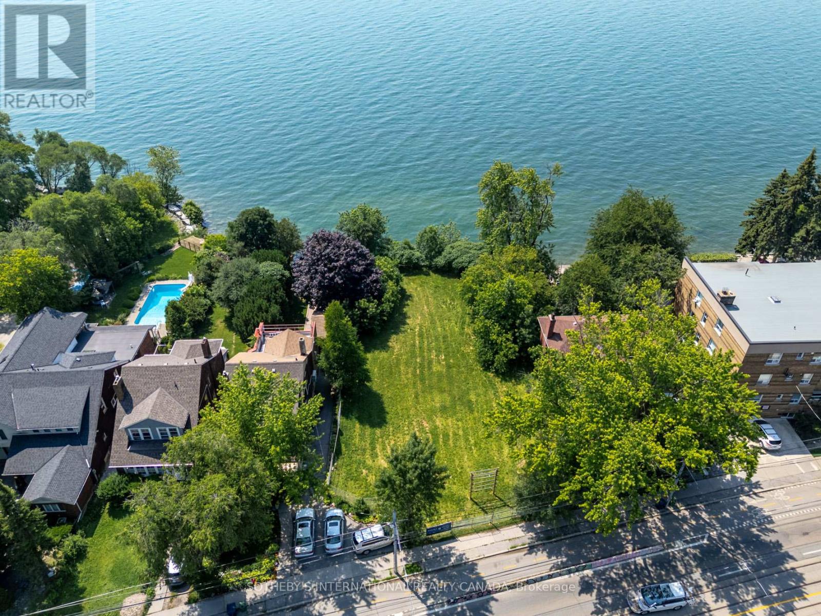 2685 LAKE SHORE BOULEVARD W