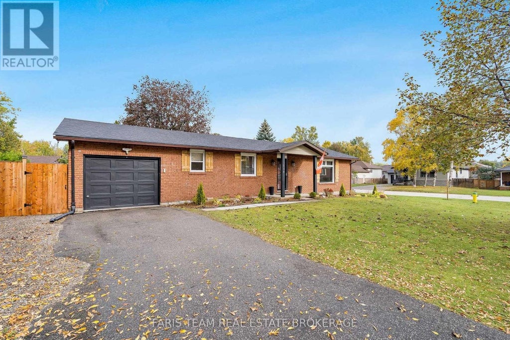 238 MCCREA DRIVE, CLEARVIEW (STAYNER), ON L0M 1S0 - Image 1340711234.jpeg?d=l