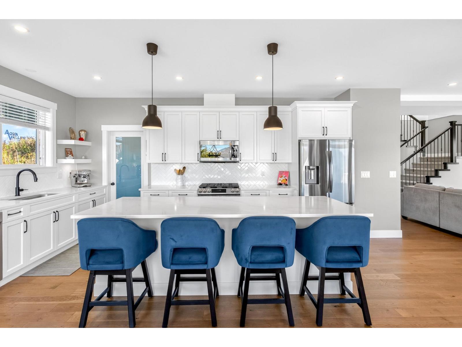 51067 COLERAINE AVENUE, Eastern Hillsides