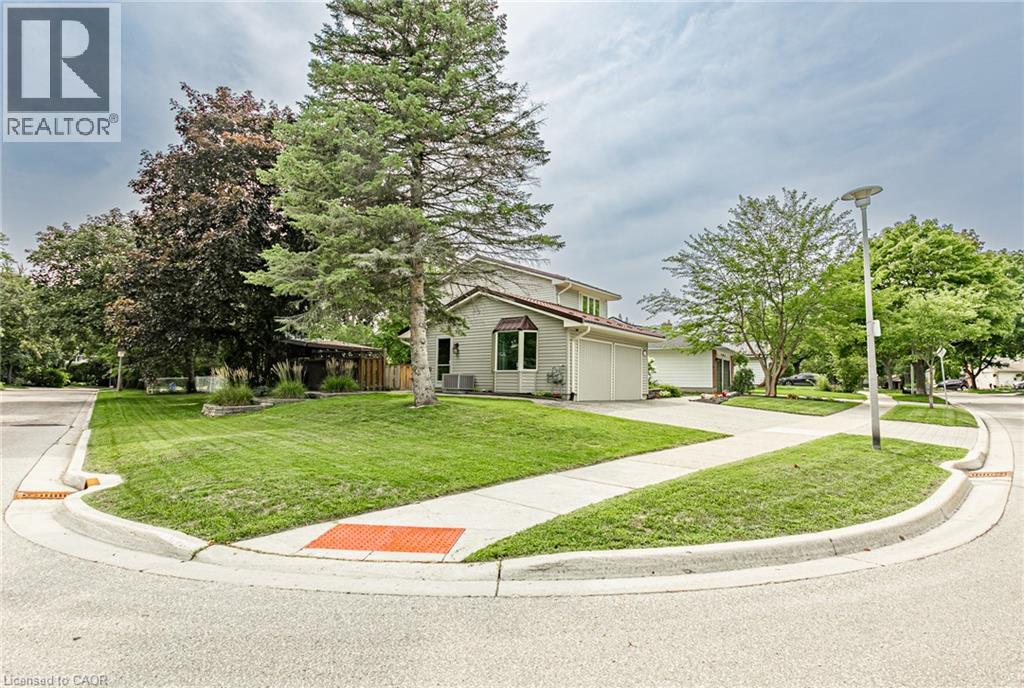 281 BLACKACRES Boulevard