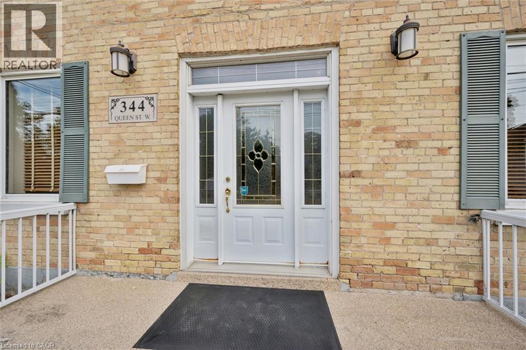 344 QUEEN Street W