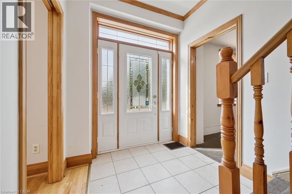 344 QUEEN Street W