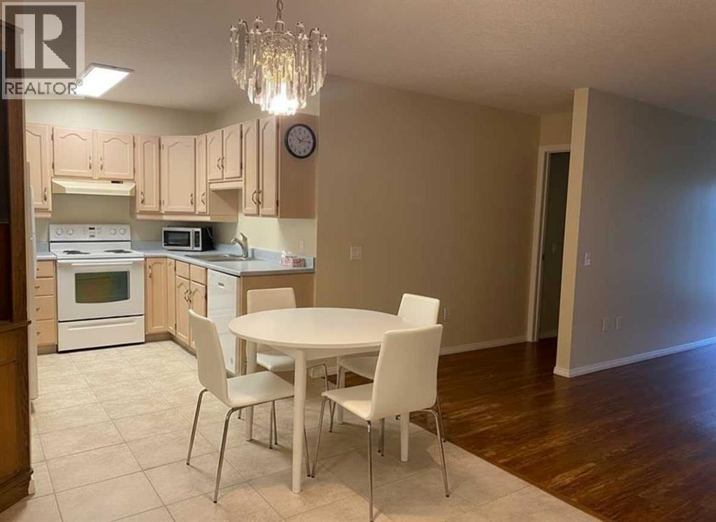 1118, 1818 Simcoe Boulevard SW