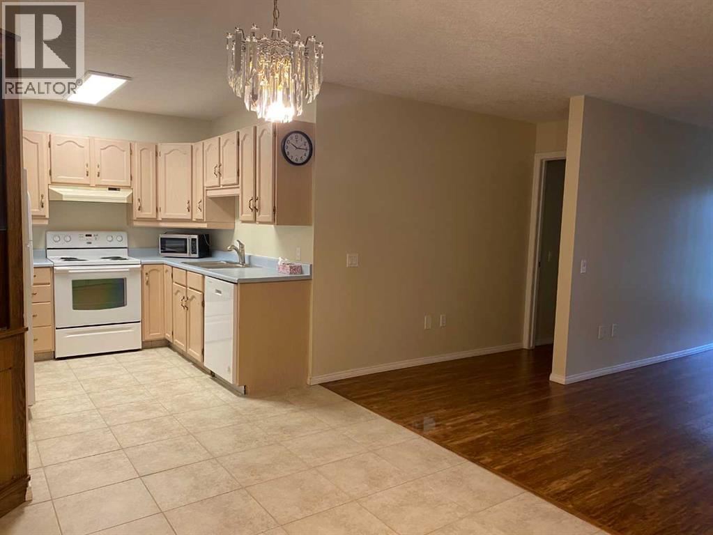 1118, 1818 Simcoe Boulevard SW