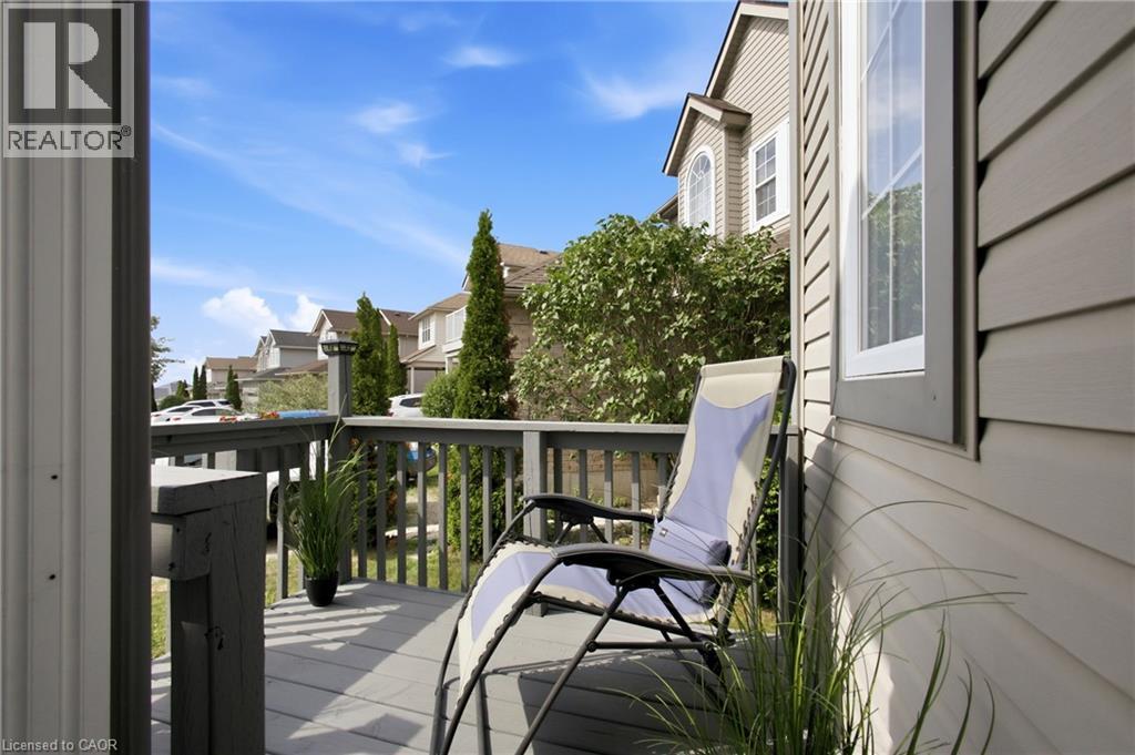801 HUNTERS GATE Crescent