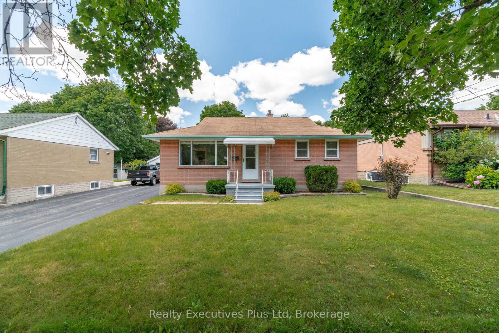 82 CASSINO AVENUE