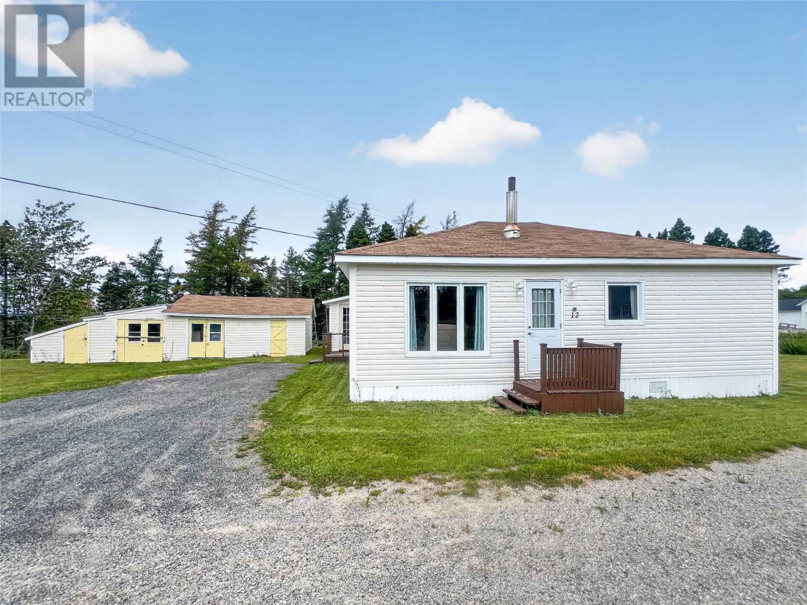 12 Riverside Road W