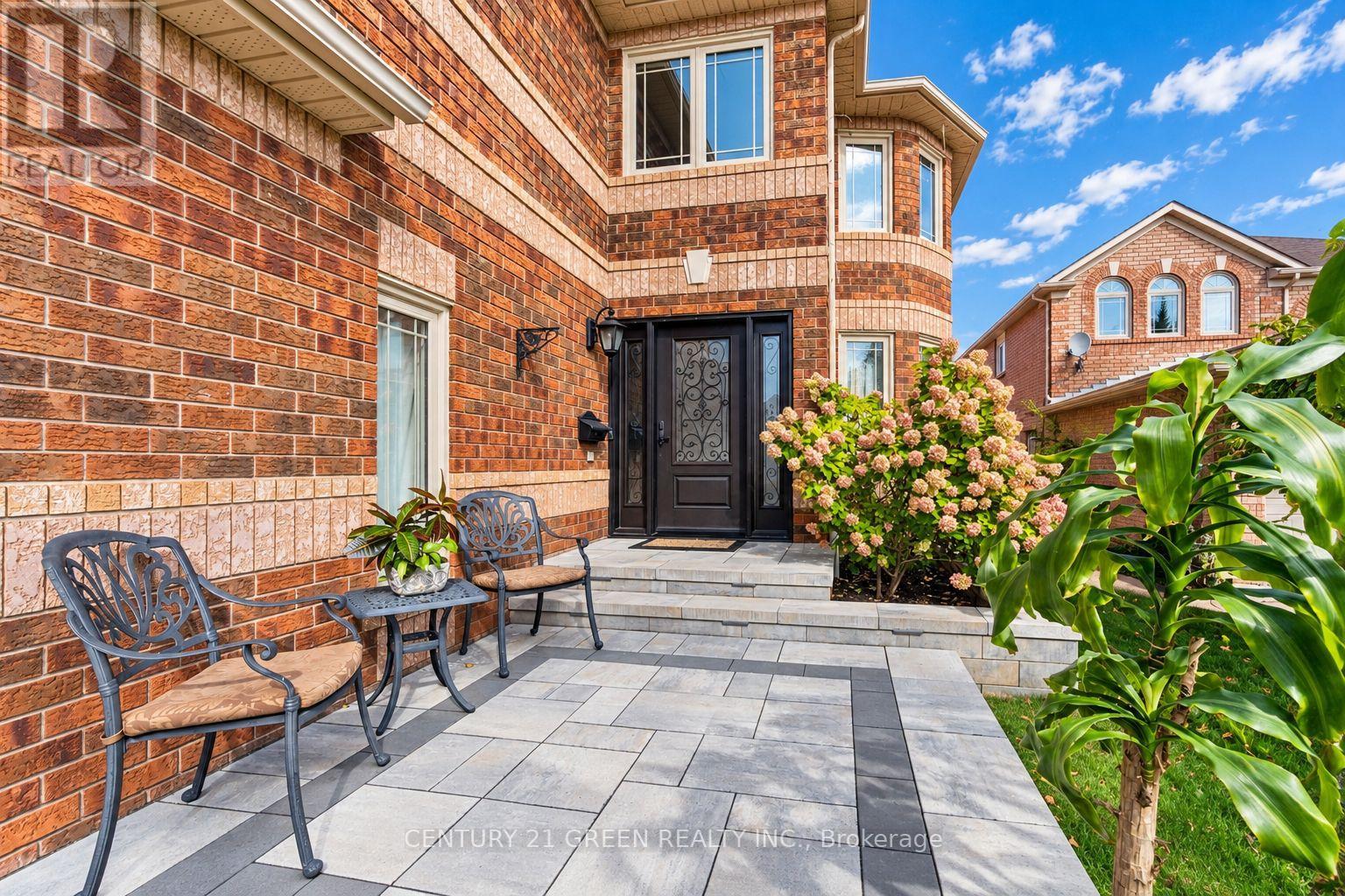 2296 LONDON MIST COURT