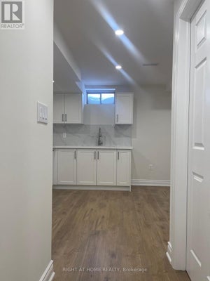 49 Masters St, Welland (Dain City), ON 3