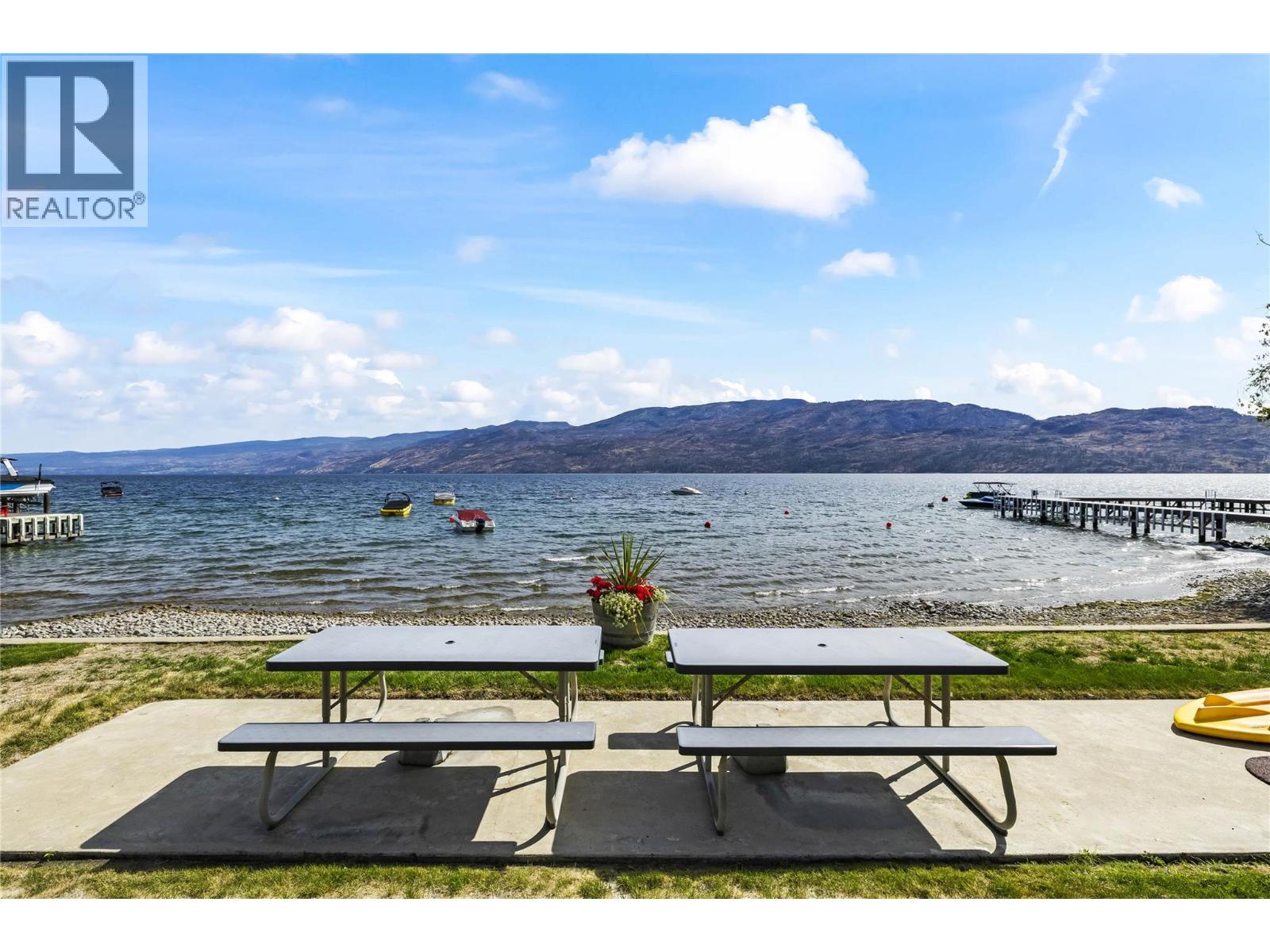 5275 Buchanan Road Unit# 205