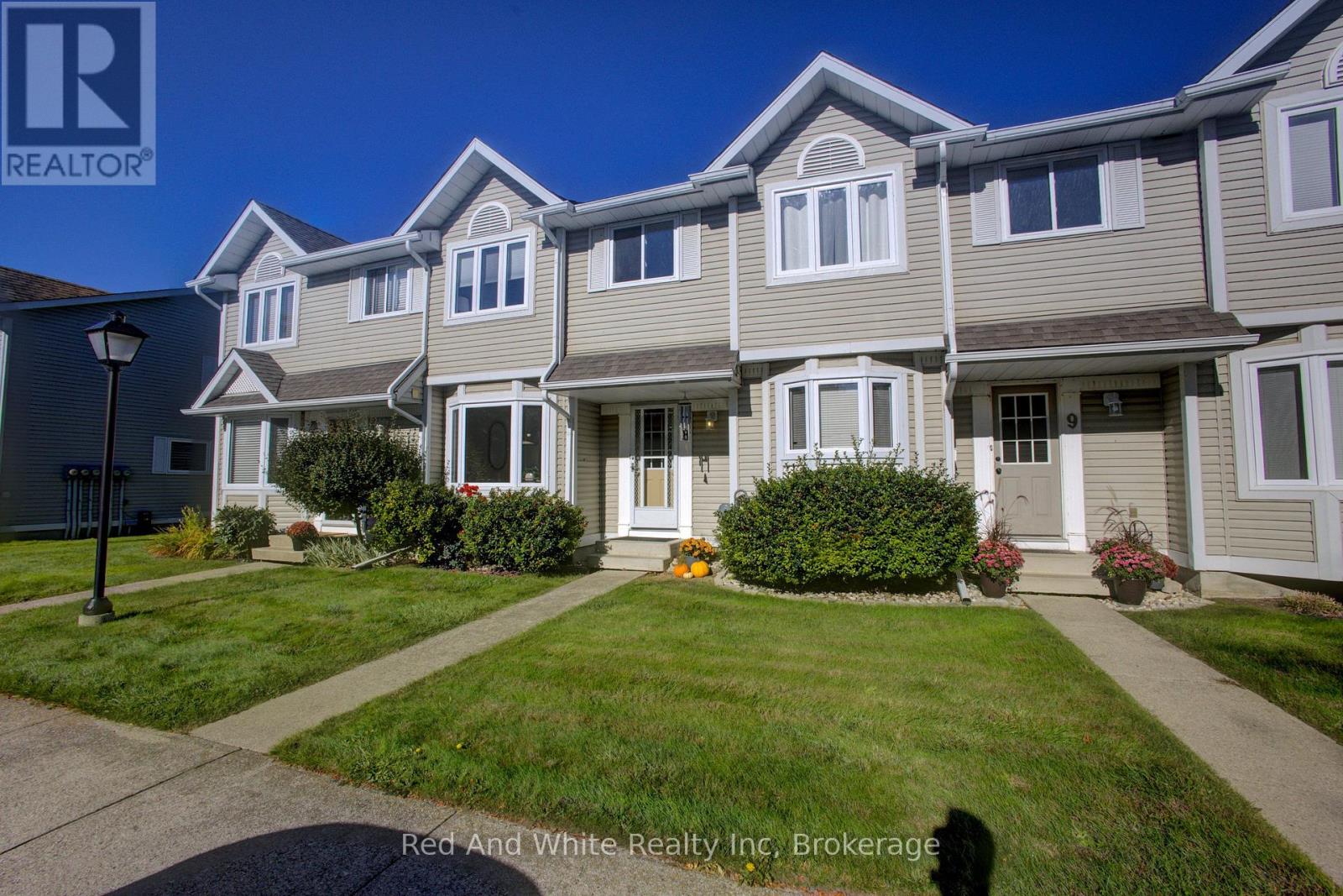 8 - 160 MORPETH STREET