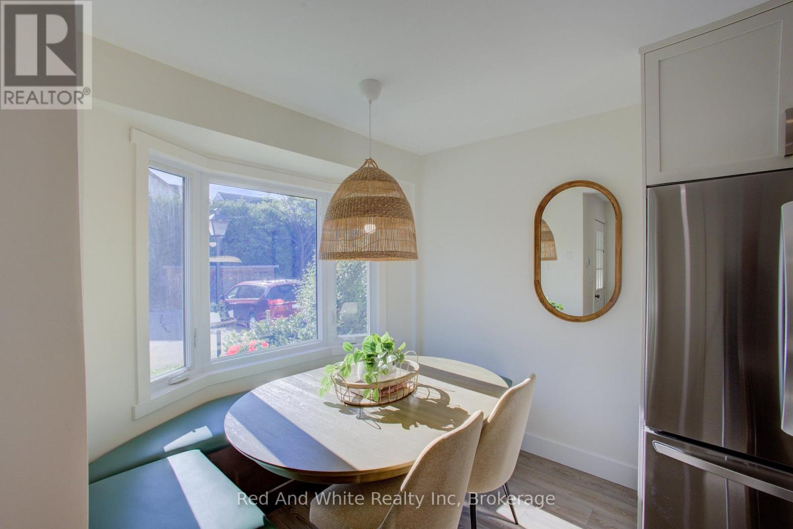 8 - 160 MORPETH STREET