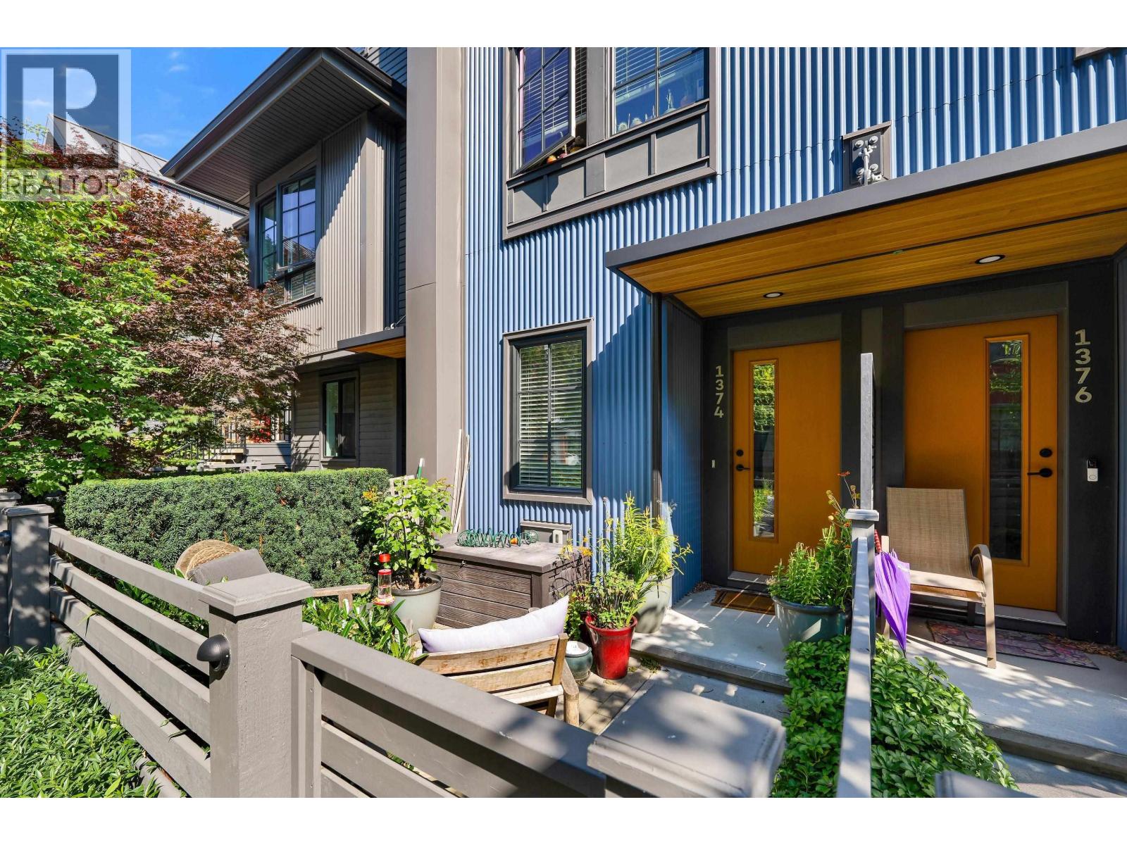 1374 MARINASIDE PLACE