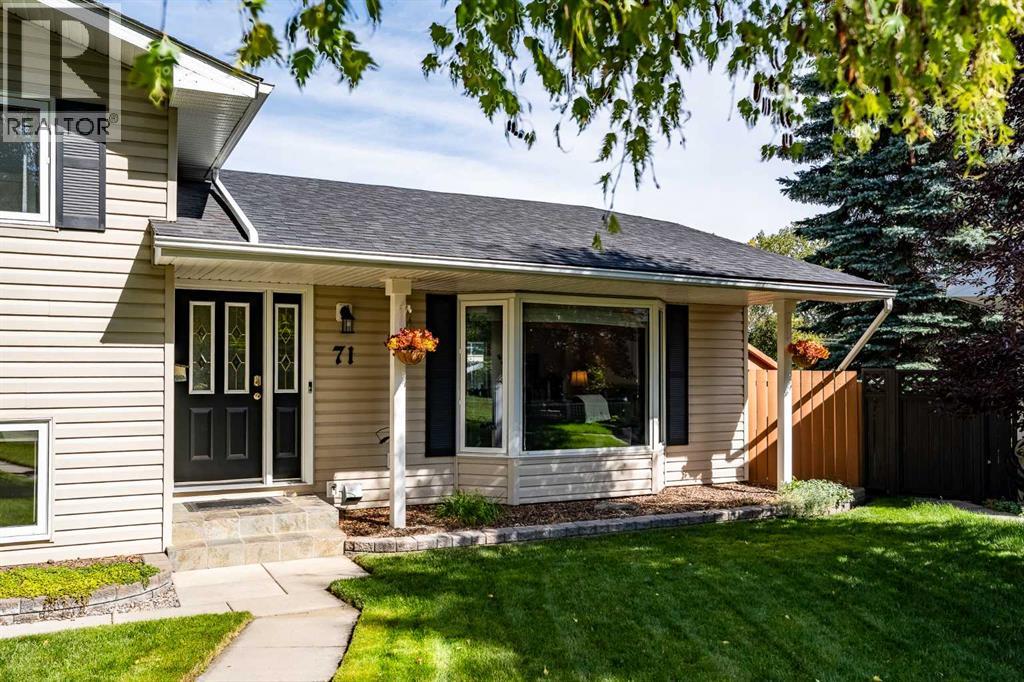 71 Lake Geneva Place SE