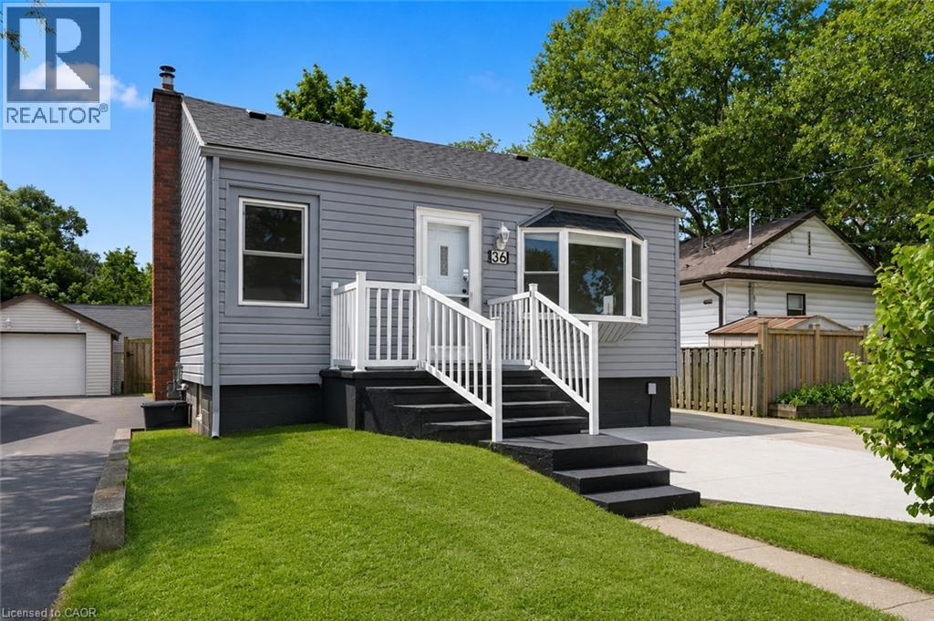 36 MAHONY Avenue